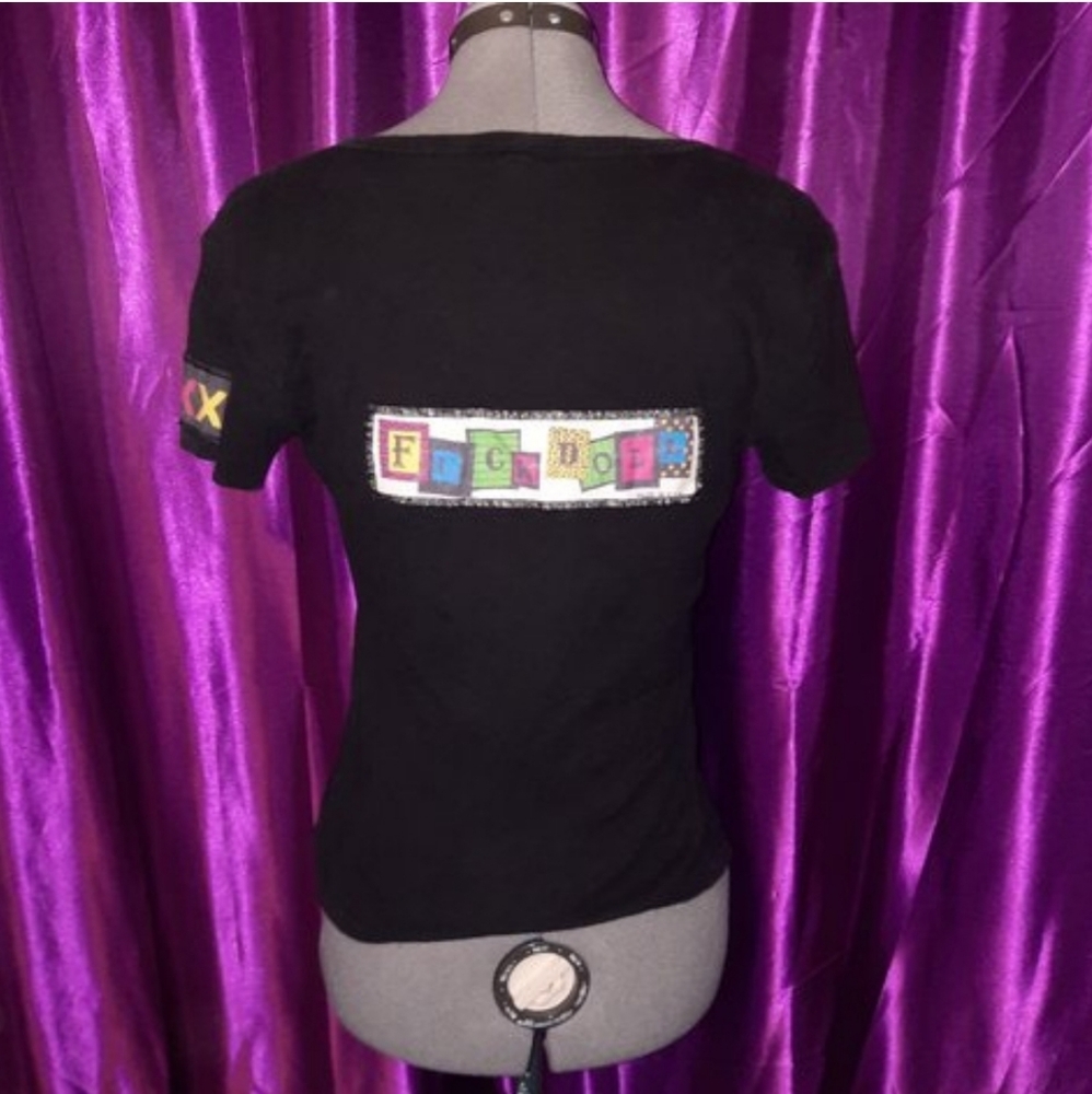 Extremely VINTAGE & RARE baby tee by Paper Doll Prod! 🖤☠🖤☠🖤